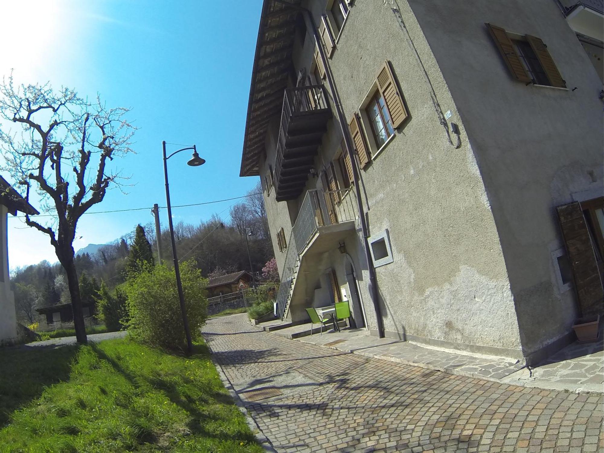 Appartamento Trentino II Comano Terme Eksteriør billede